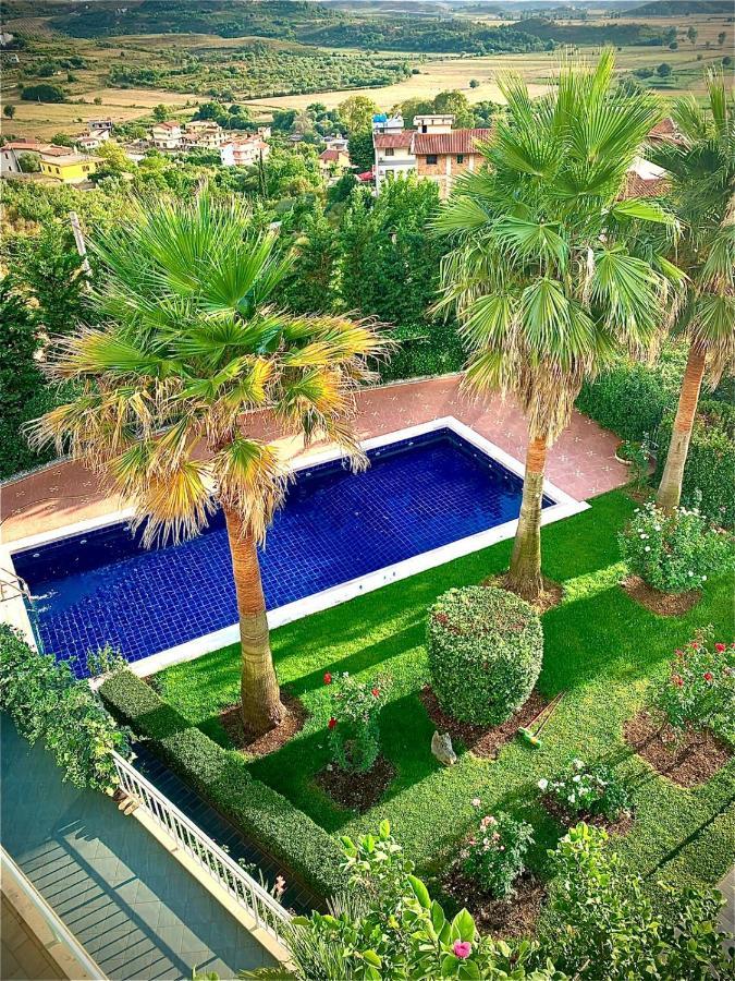 Family Beach Swimming Pool Villa Luanit Tragjas Bagian luar foto